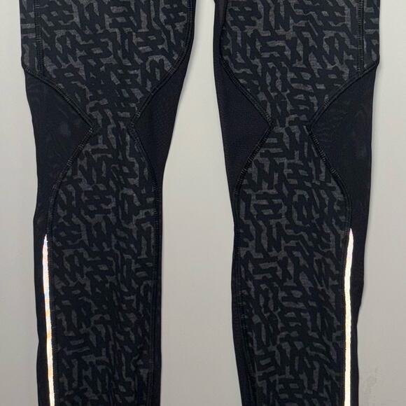 Lululemon legging women's size 4 Running in the City 7/8 Tight *Full-On Luxtreme - Picture 9 of 16